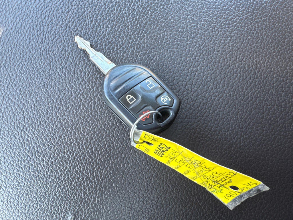2014 Ford F-250 Image 30