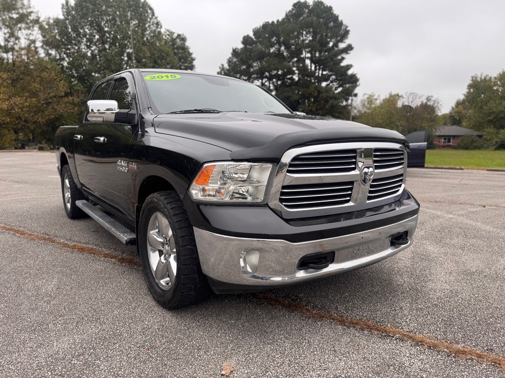 2015 RAM 1500 Image 1