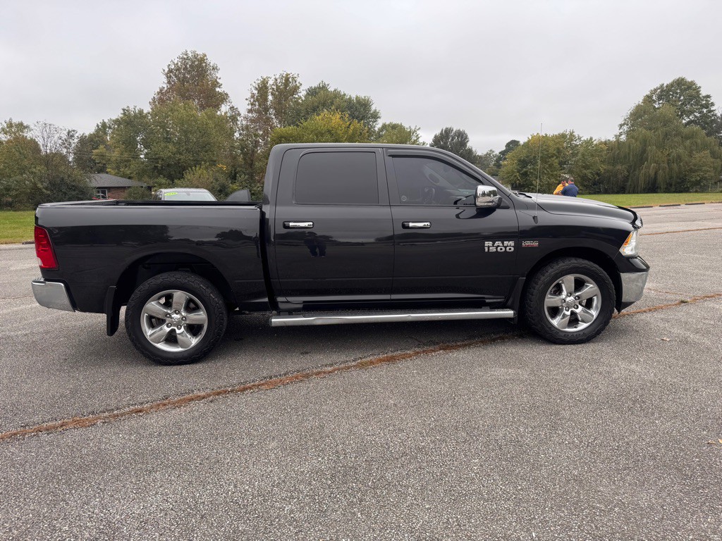 2015 RAM 1500 Image 8