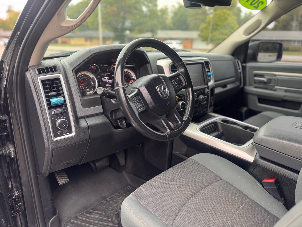 2015 RAM 1500 Image 11