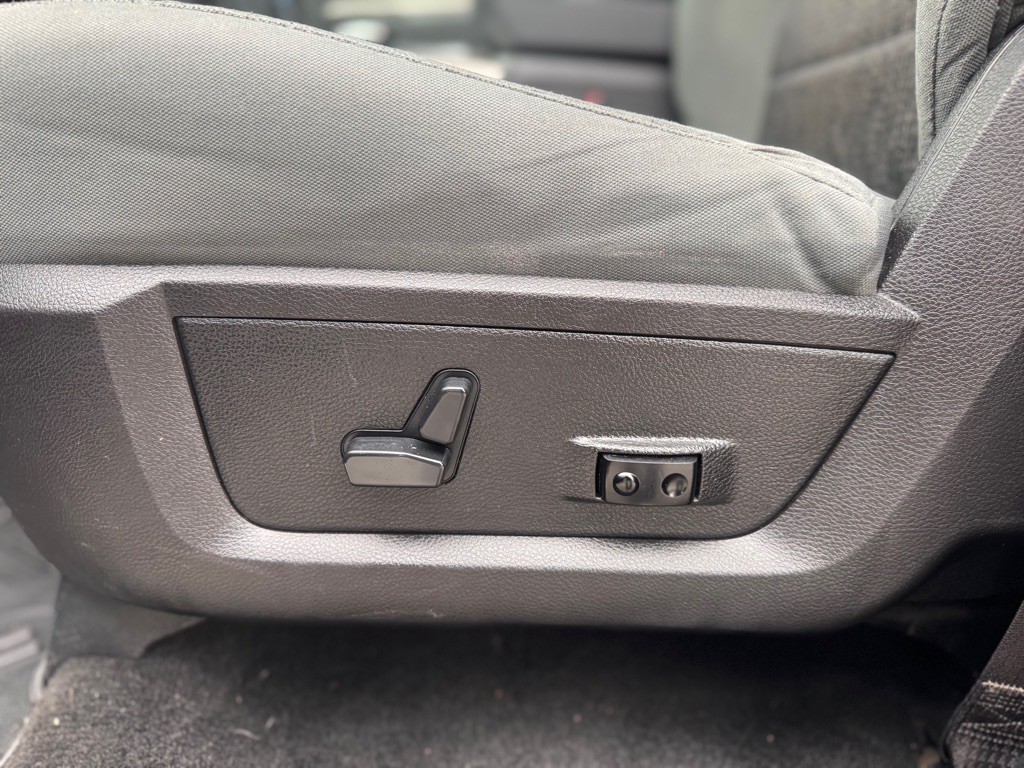 2015 RAM 1500 Image 22