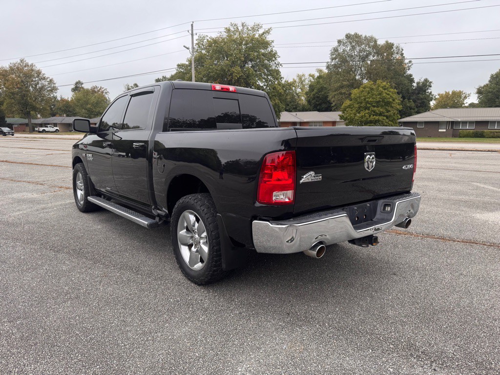 2015 RAM 1500 Image 5
