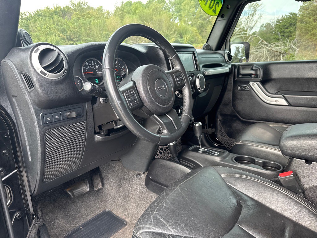 2014 Jeep Wrangler Unlimited Image 16