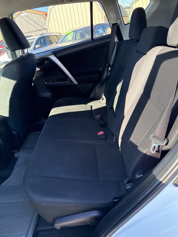 2018 Toyota Rav4 Image 8