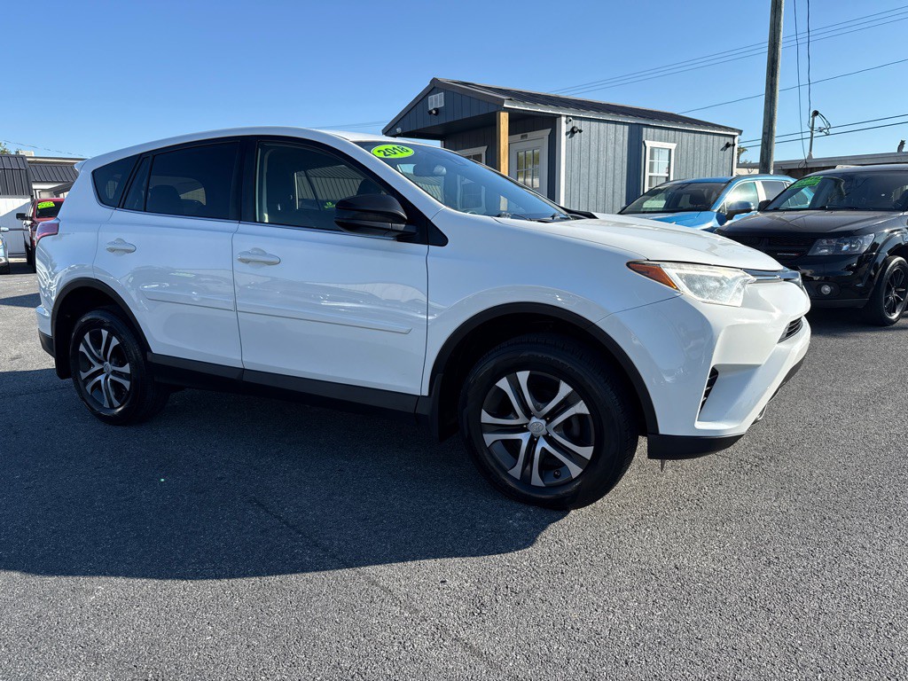 2018 Toyota Rav4 Image 3