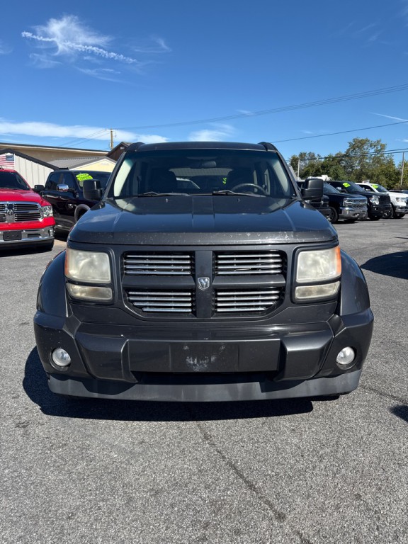 2010 Dodge Nitro Image 2