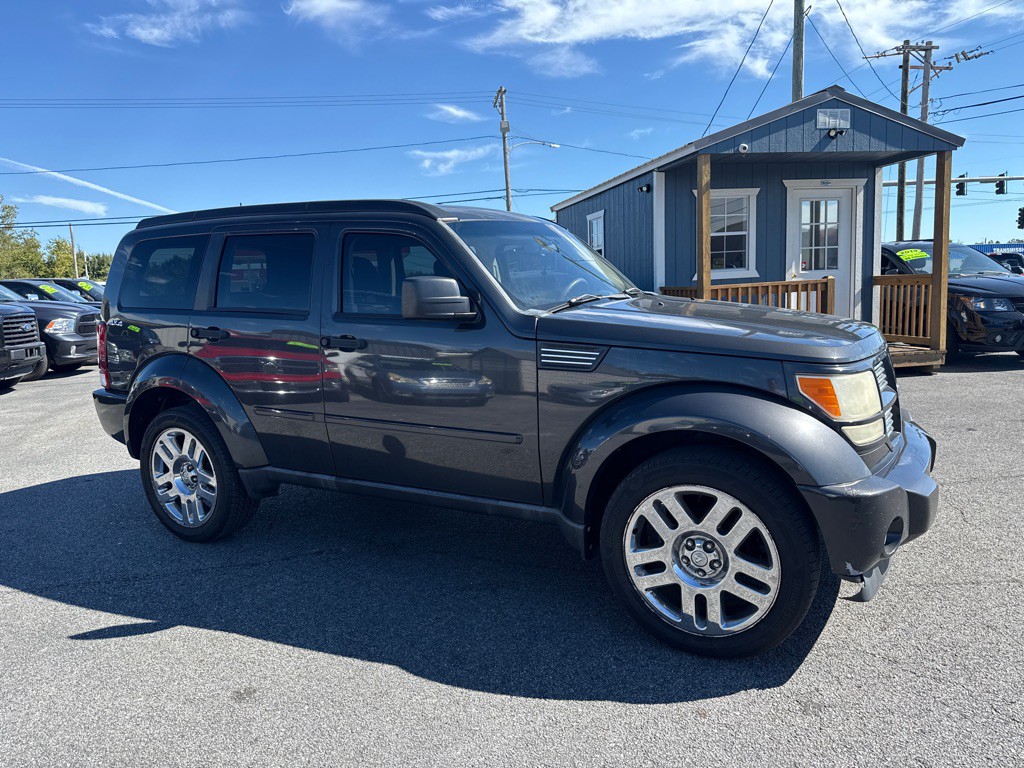 2010 Dodge Nitro Image 3
