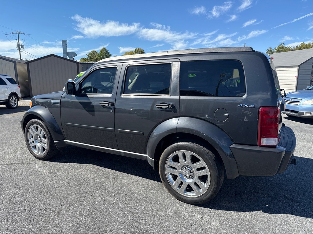 2010 Dodge Nitro Image 6