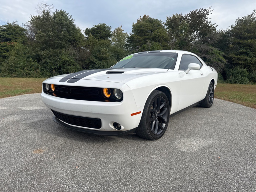 2019 Dodge Challenger Image 1