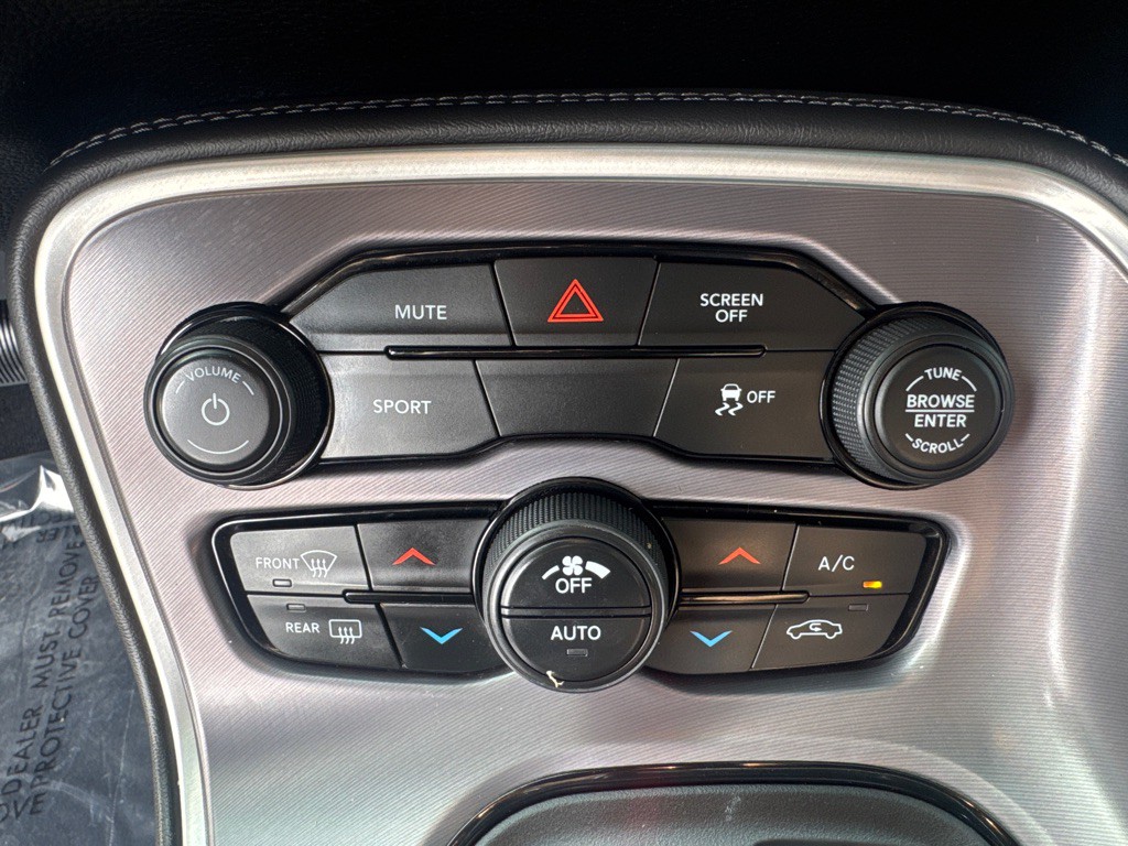 2019 Dodge Challenger Image 22