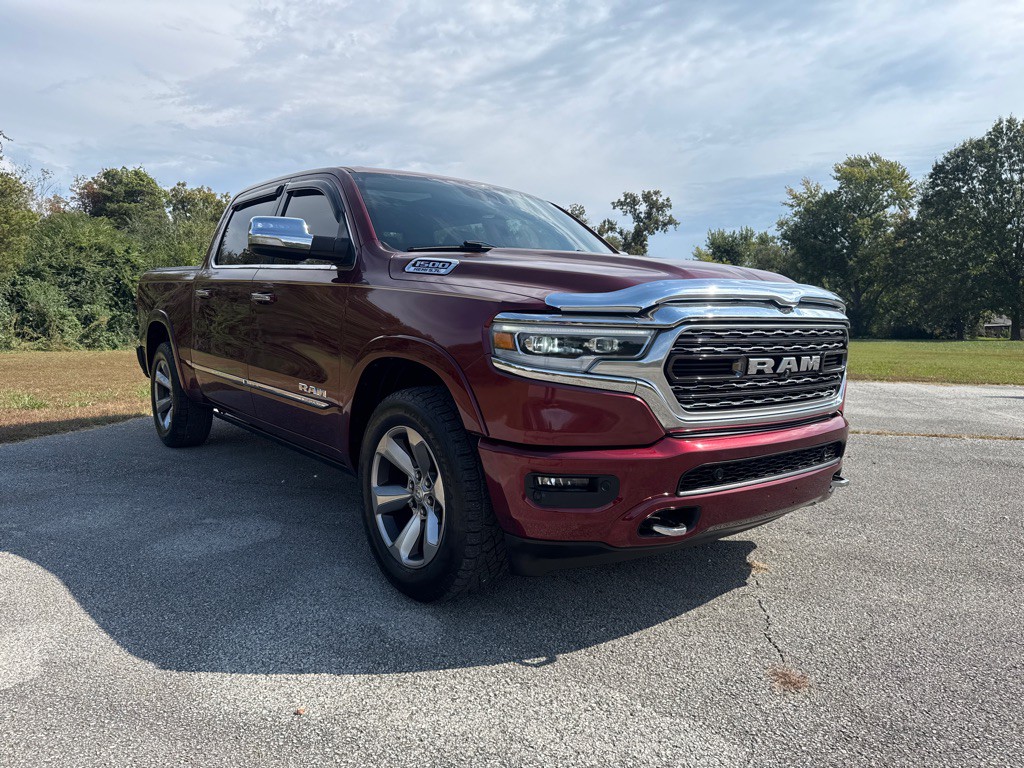 2019 RAM 1500 Image 3