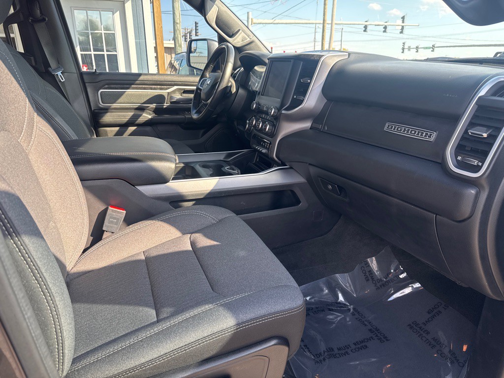 2022 RAM 1500 Image 16