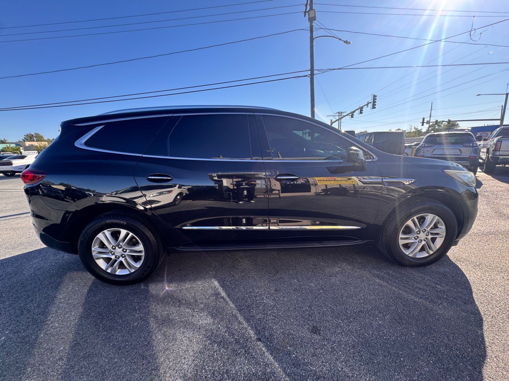 2018 Buick Enclave Image 4