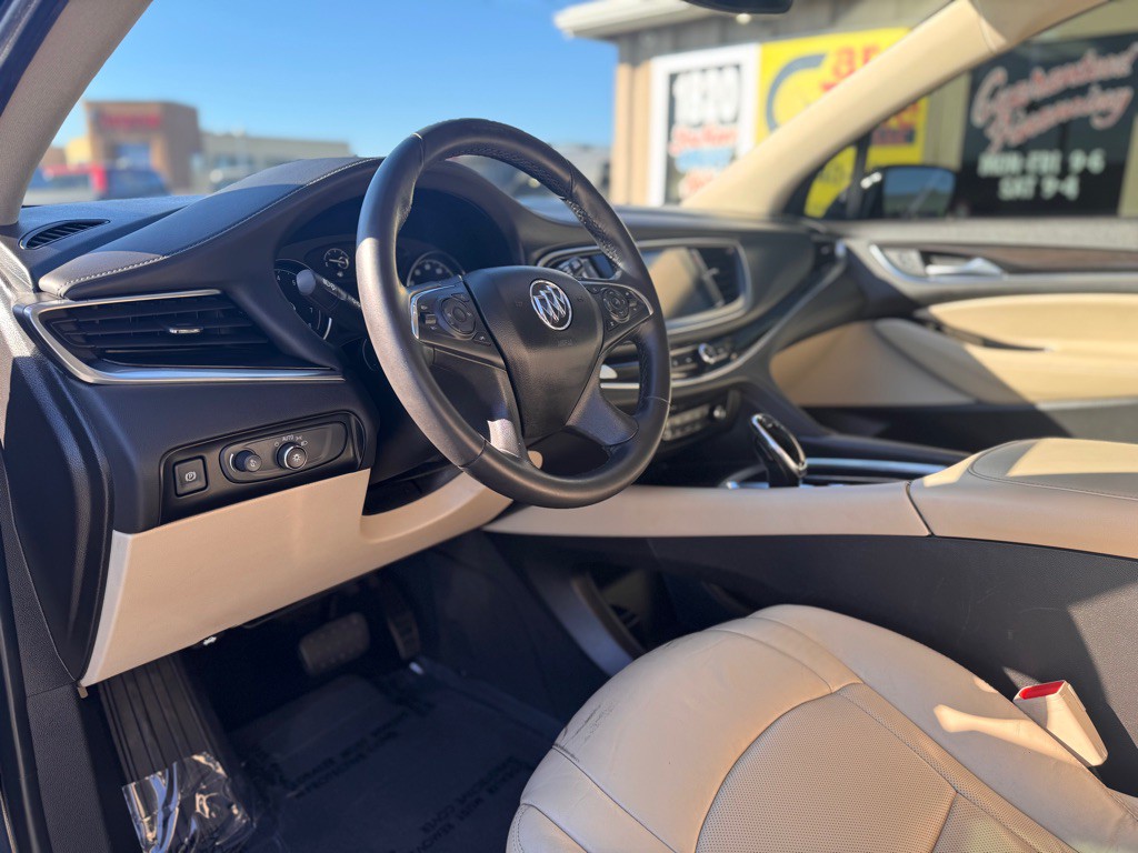 2018 Buick Enclave Image 10