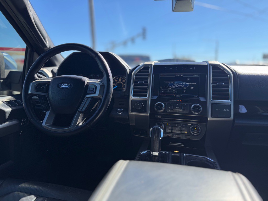 2015 Ford F-150 Image 9