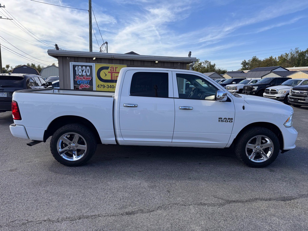 2017 RAM 1500 Image 4