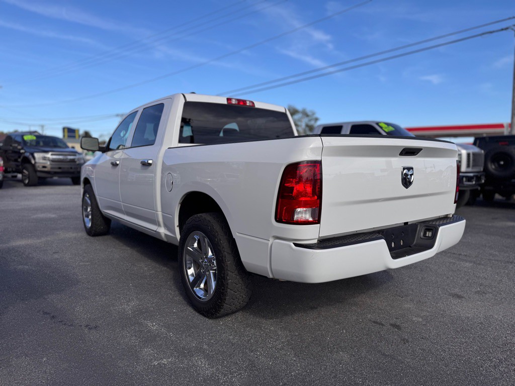 2017 RAM 1500 Image 4