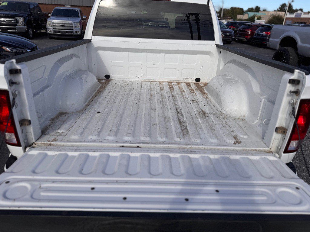 2017 RAM 1500 Image 9