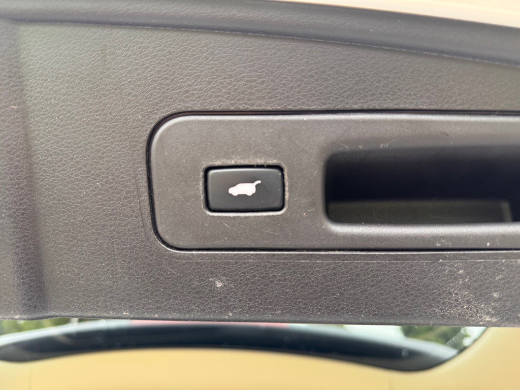 2017 Acura MDX Image 23