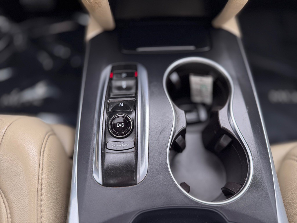 2017 Acura MDX Image 31