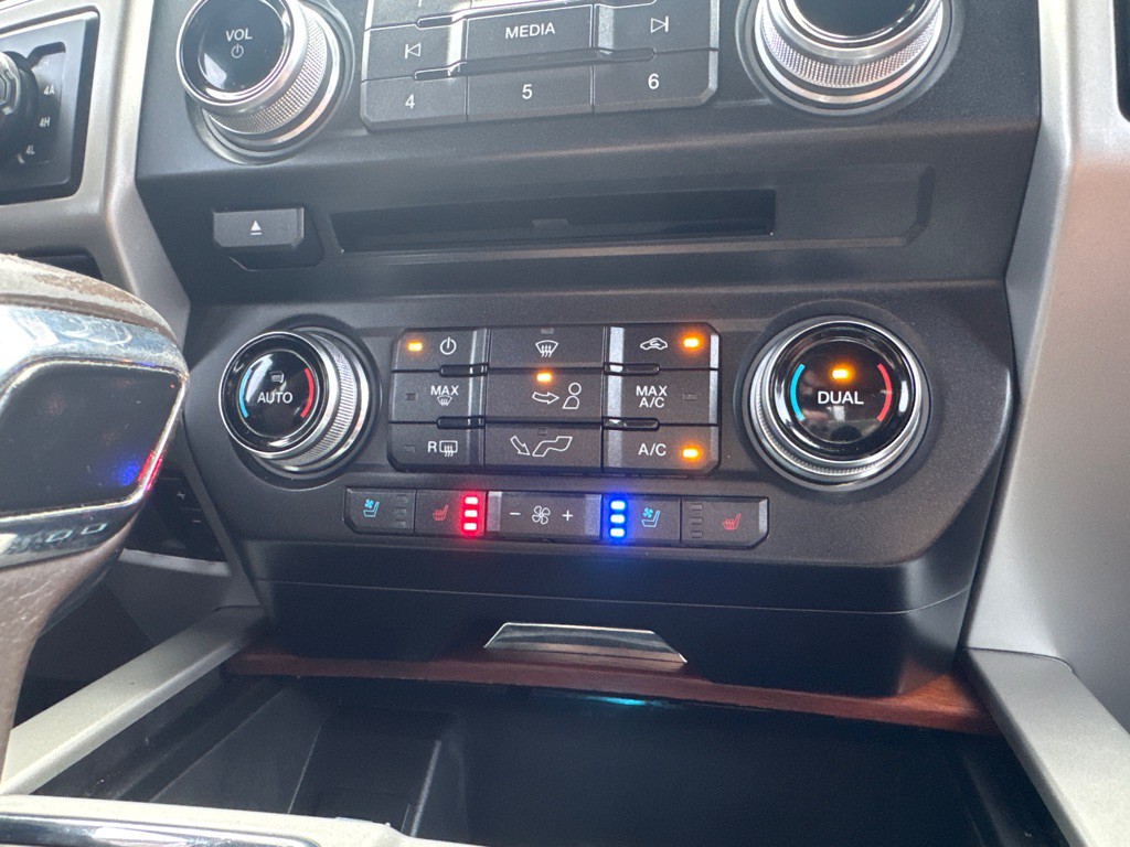 2018 Ford F-150 Image 16