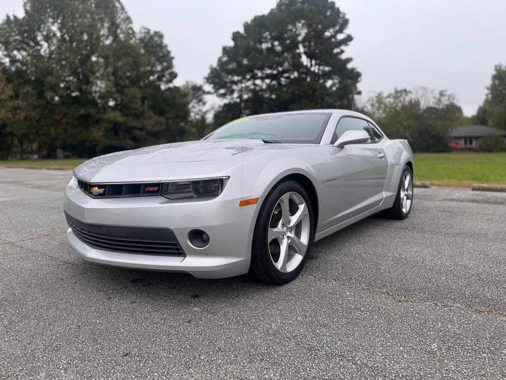 2015 Chevrolet Camaro Image 1