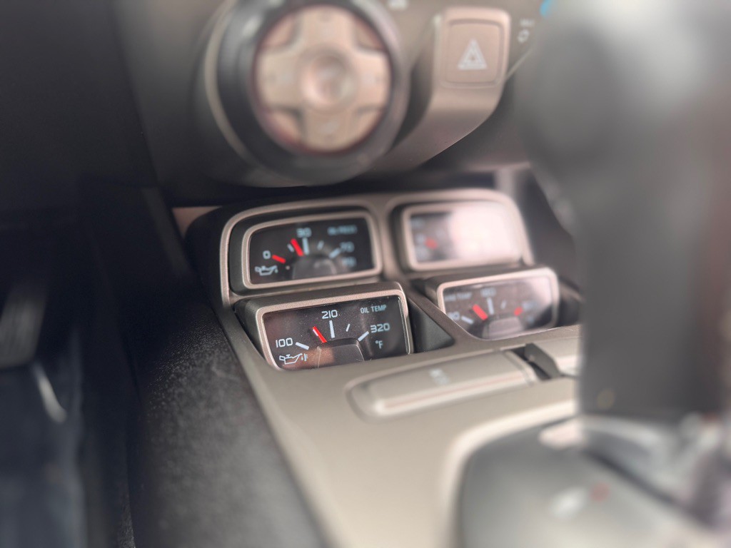 2015 Chevrolet Camaro Image 16