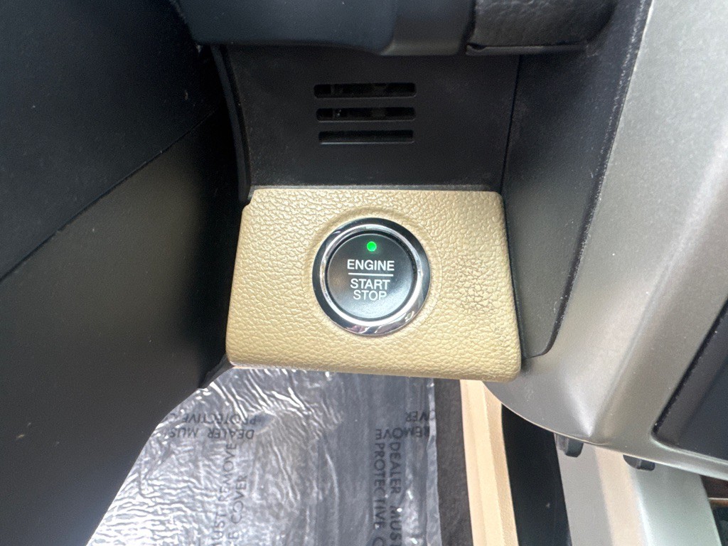 2015 Ford F-150 Image 24