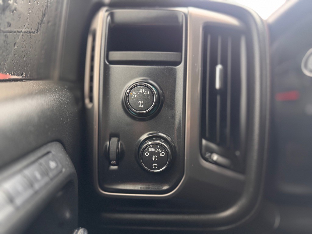 2017 GMC Sierra Image 16