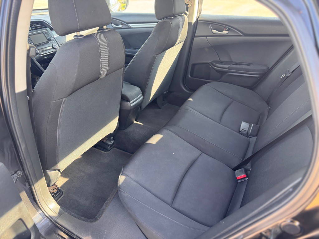 2018 Honda Civic Image 11