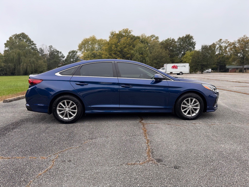 2018 Hyundai Sonata Image 4