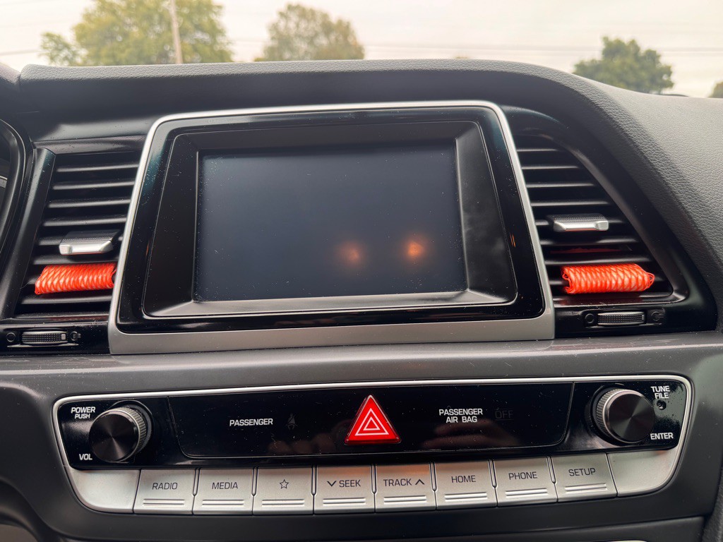 2018 Hyundai Sonata Image 17