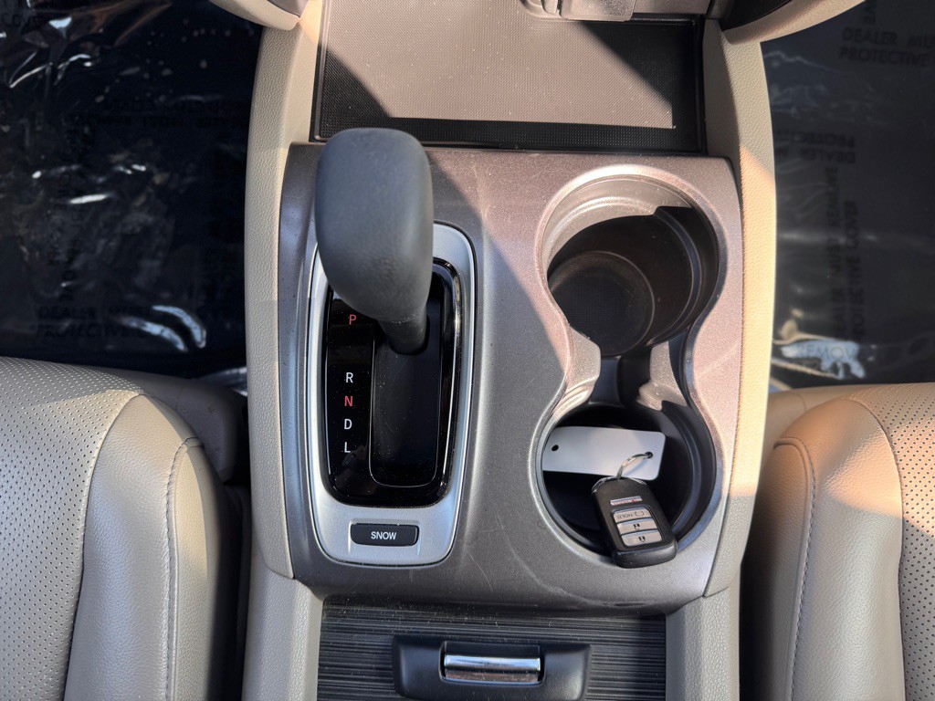 2017 Honda Ridgeline Image 18