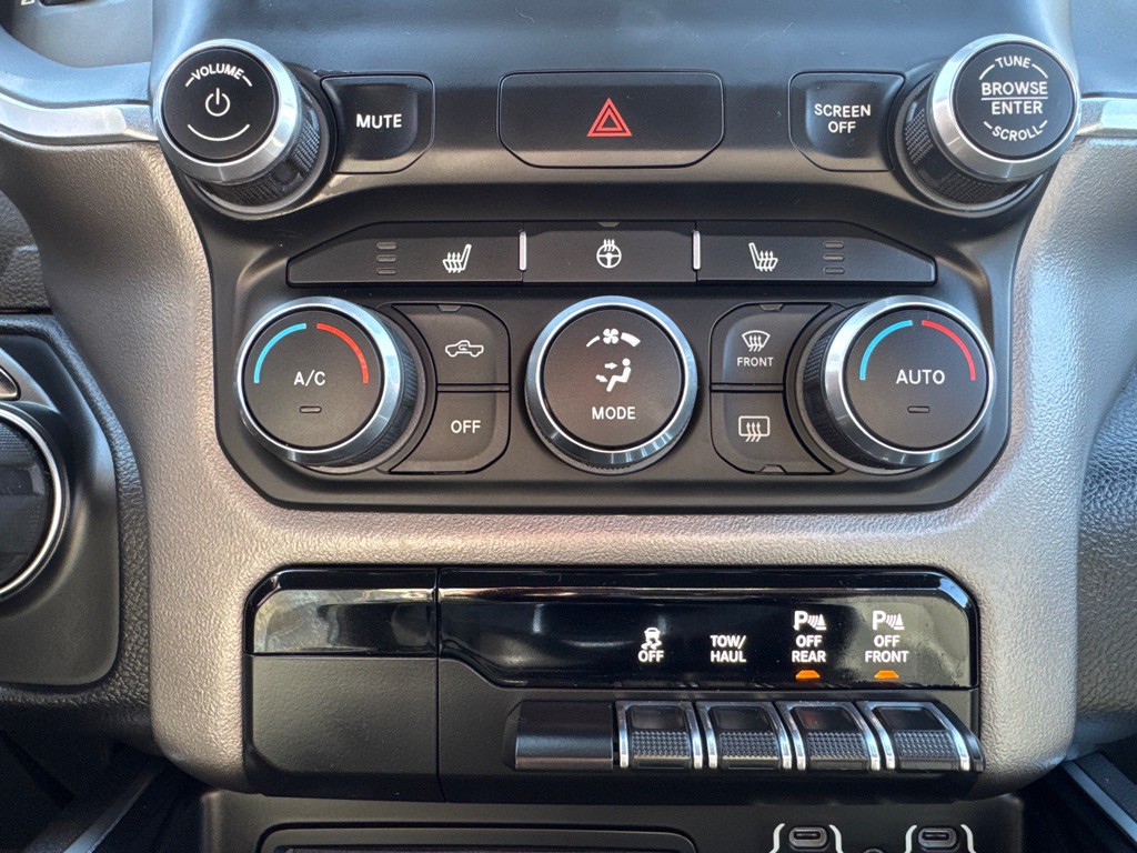 2019 RAM 1500 Image 17