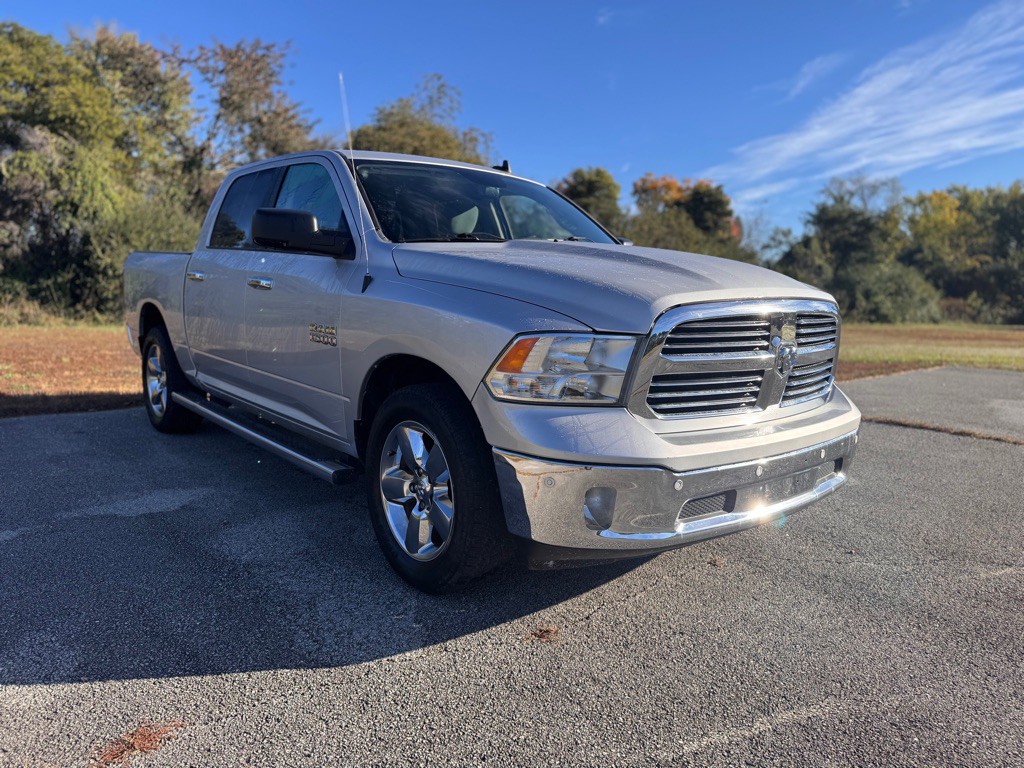 2018 RAM 1500 Image 3