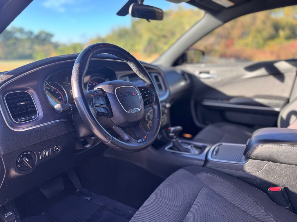 2018 Dodge Charger Image 8