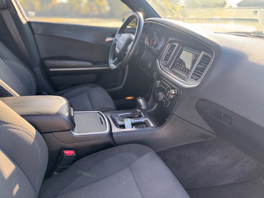 2018 Dodge Charger Image 11