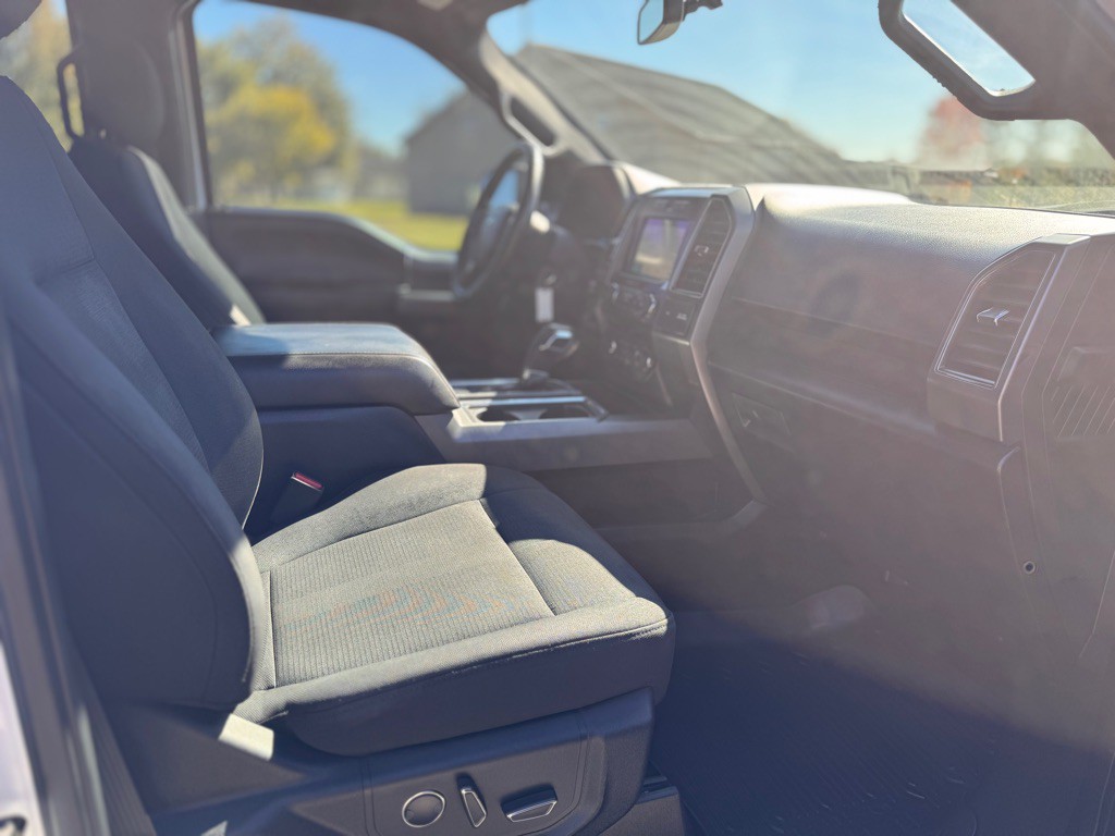 2017 Ford F-150 Image 12