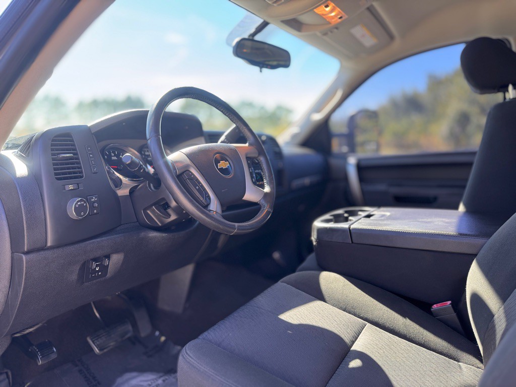 2012 Chevrolet Silverado 1500 Image 11