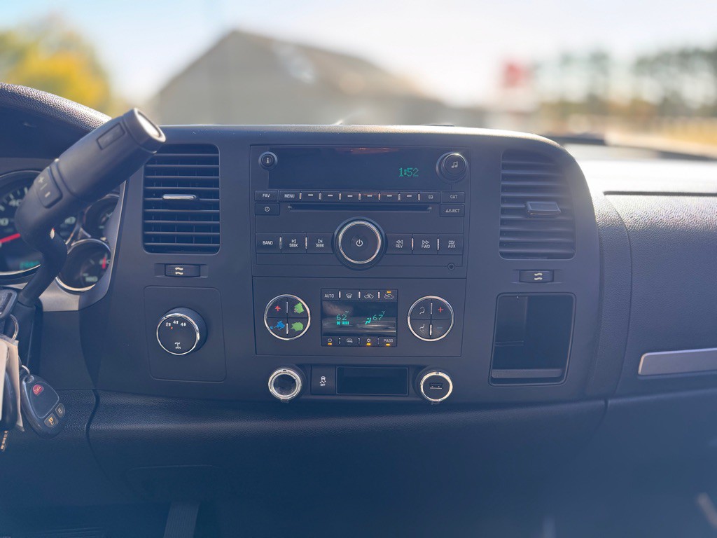 2012 Chevrolet Silverado 1500 Image 15