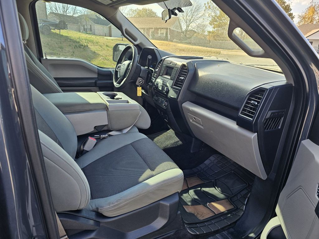 2016 Ford F-150 Image 18