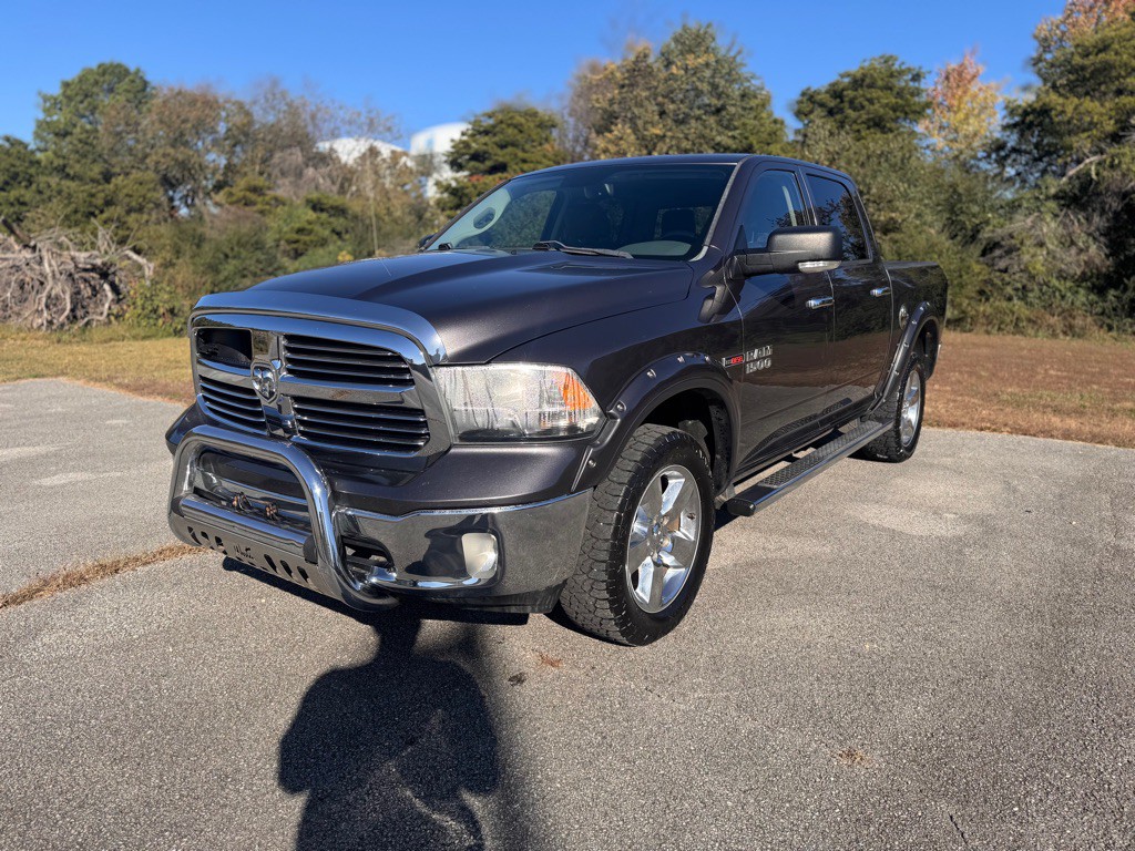 2015 RAM 1500 Image 1