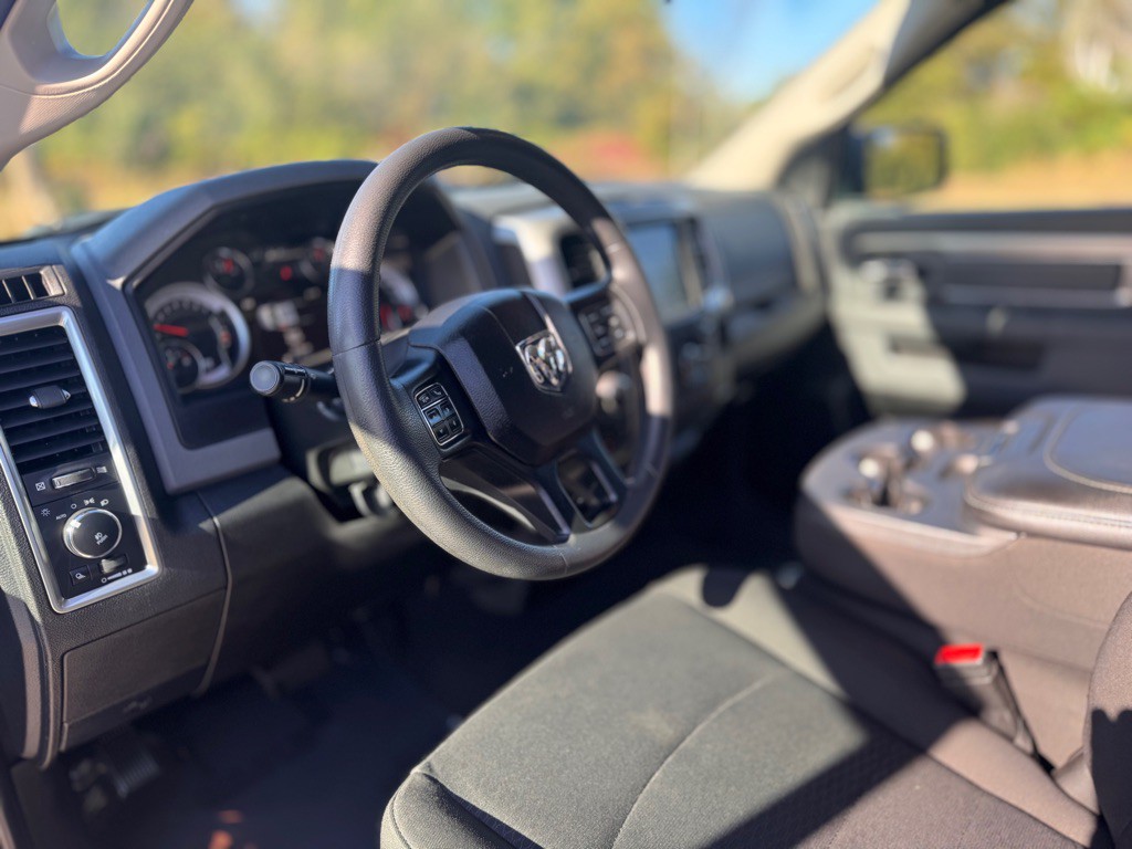 2020 RAM 1500 Image 9