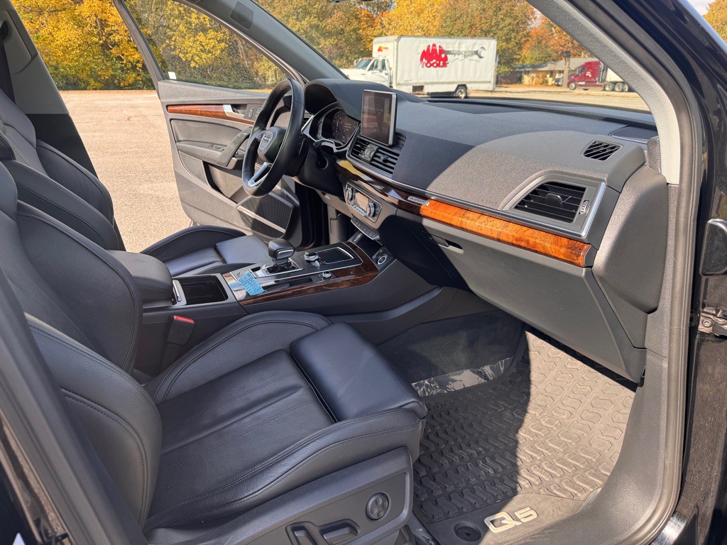 2018 Audi Q5 Image 22