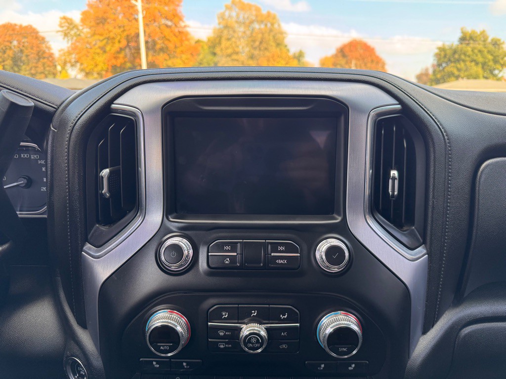 2019 GMC Sierra Image 16