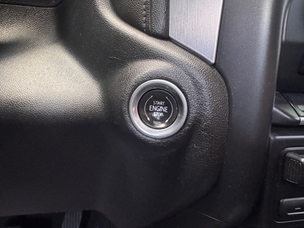 2019 GMC Sierra Image 25