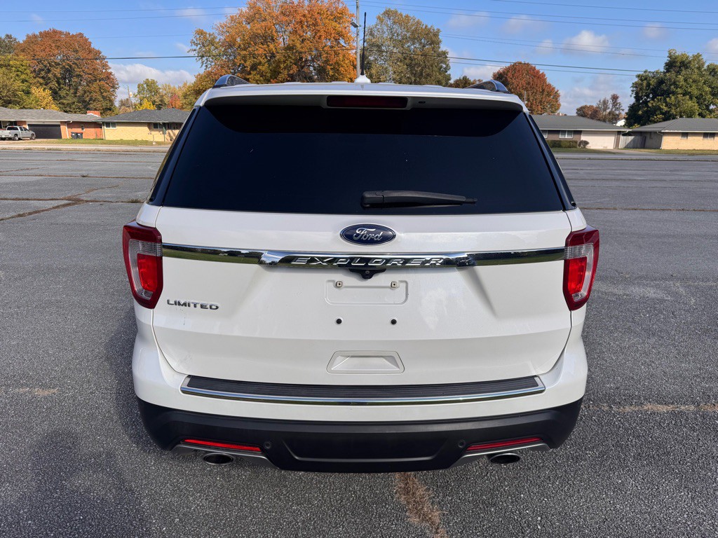 2018 Ford Explorer Image 5