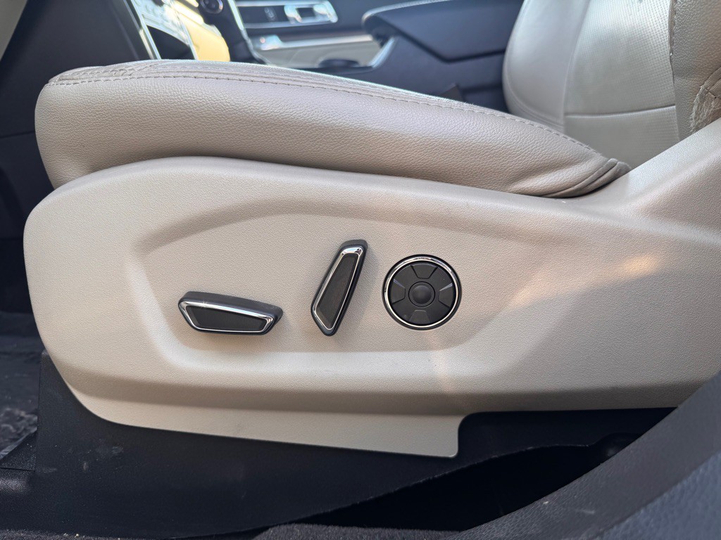 2018 Ford Explorer Image 14