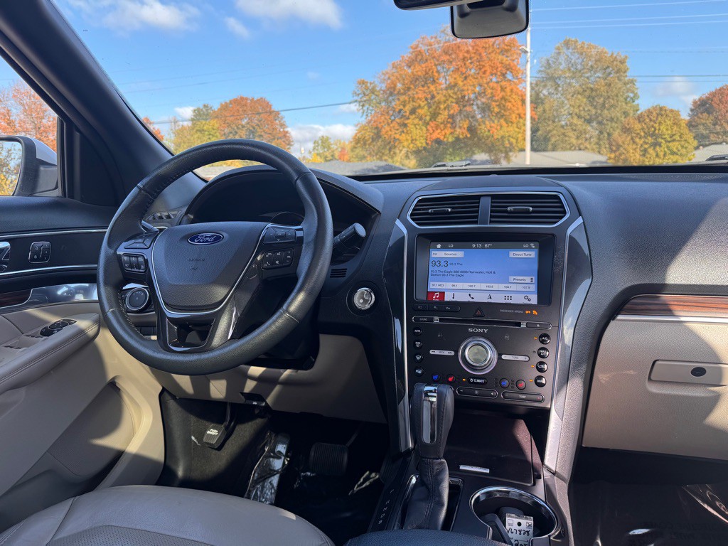 2018 Ford Explorer Image 15
