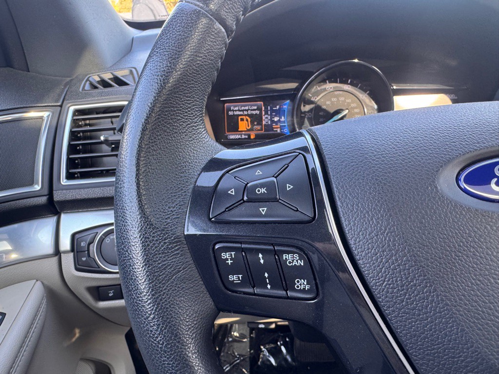 2018 Ford Explorer Image 20